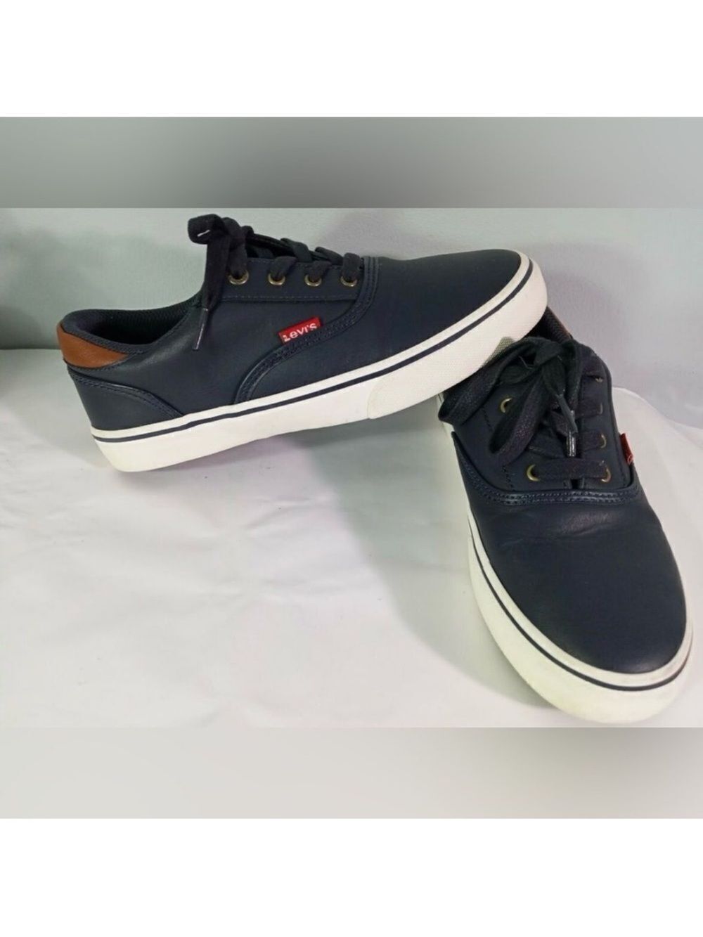 LEVI’S 9.5 Ethan Napa Black Brown Faux Leather Skate Sneakers